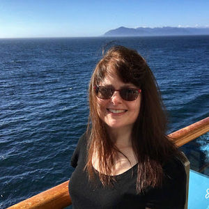 Meet your Posher, Jenifer